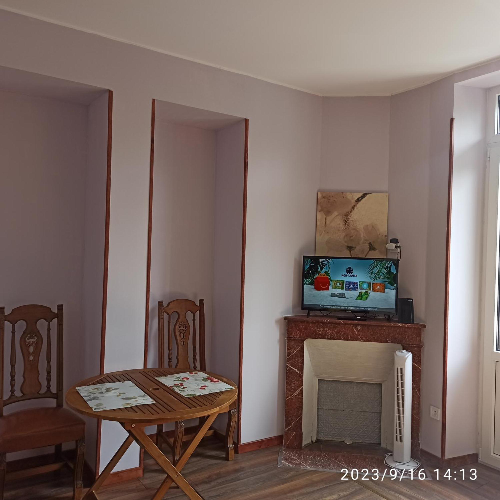 Appartements Touristique - La Colombiere Лурд Стая снимка